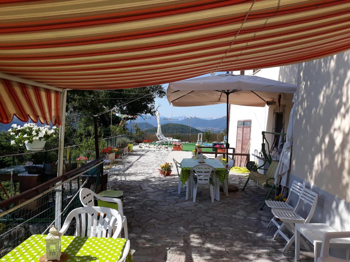 B&B Live Paradise Norcia Bagian luar foto